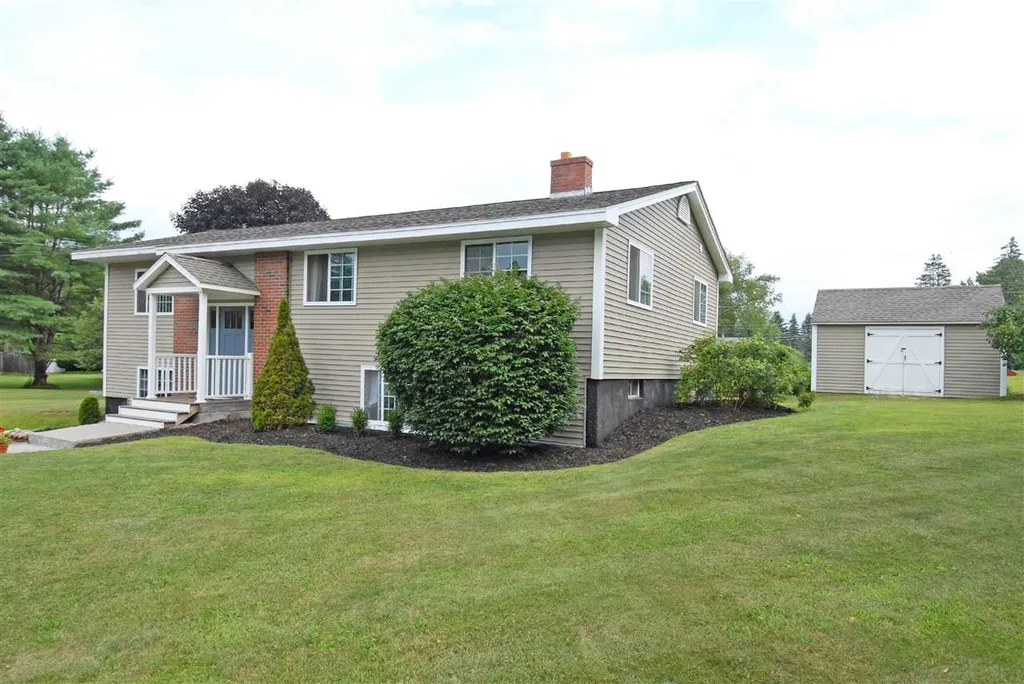 10 Lorraine Street Newport NH 03773