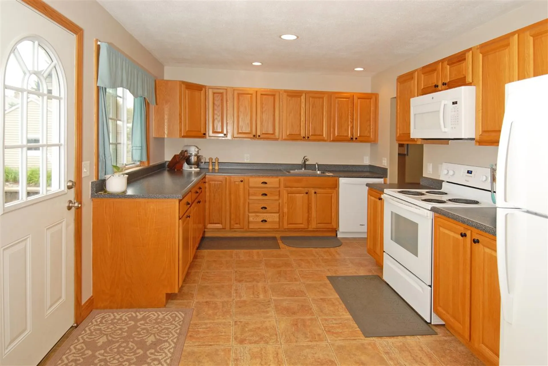 10 Lorraine Street Newport NH 03773