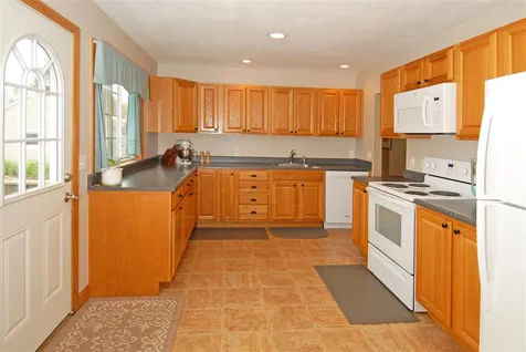 10 Lorraine Street Newport NH 03773