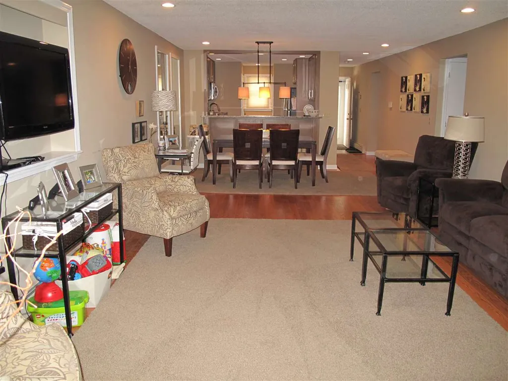 53 Amber Way Conway NH 03813-4336