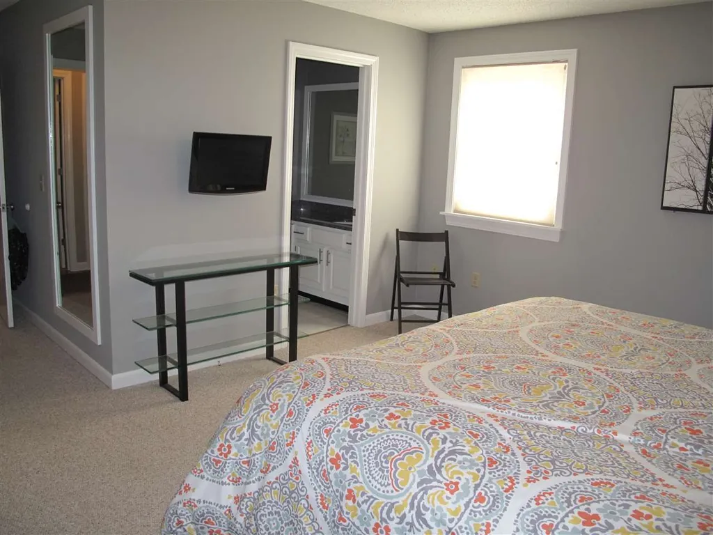 53 Amber Way Conway NH 03813-4336