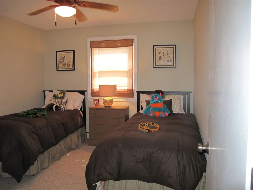 53 Amber Way Conway NH 03813-4336