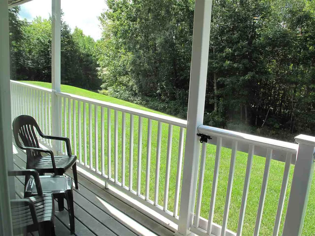 53 Amber Way Conway NH 03813-4336