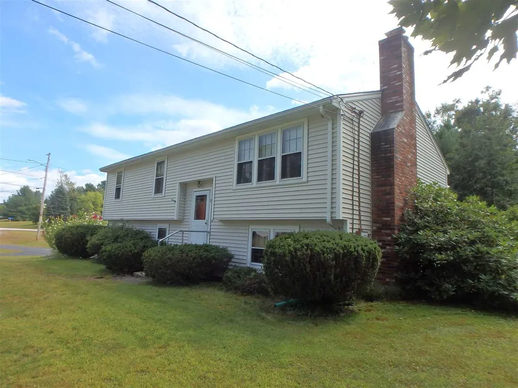 1 Riverbend Road Newmarket NH 03857