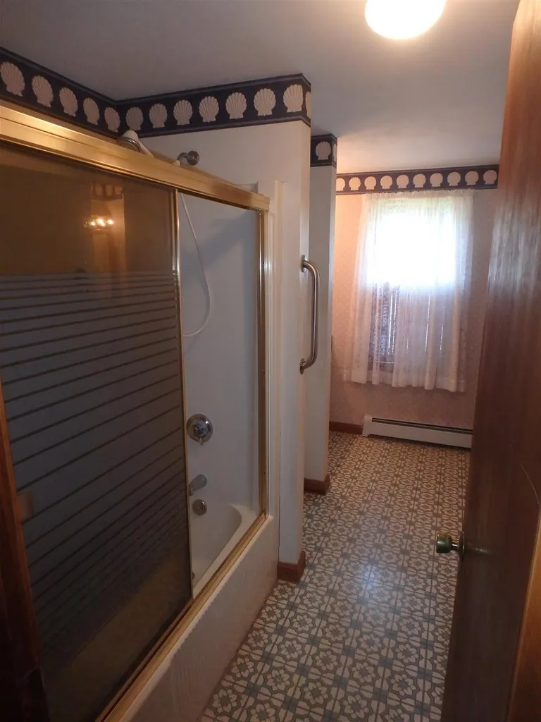 1 Riverbend Road Newmarket NH 03857