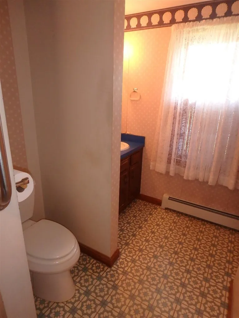 1 Riverbend Road Newmarket NH 03857