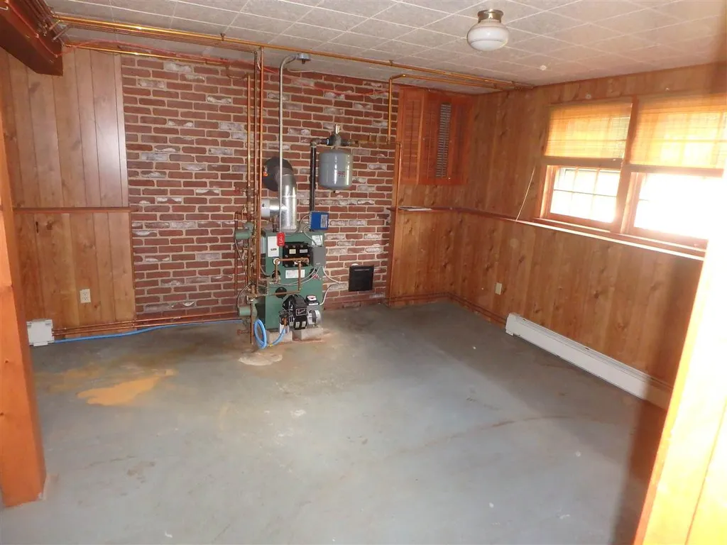 1 Riverbend Road Newmarket NH 03857