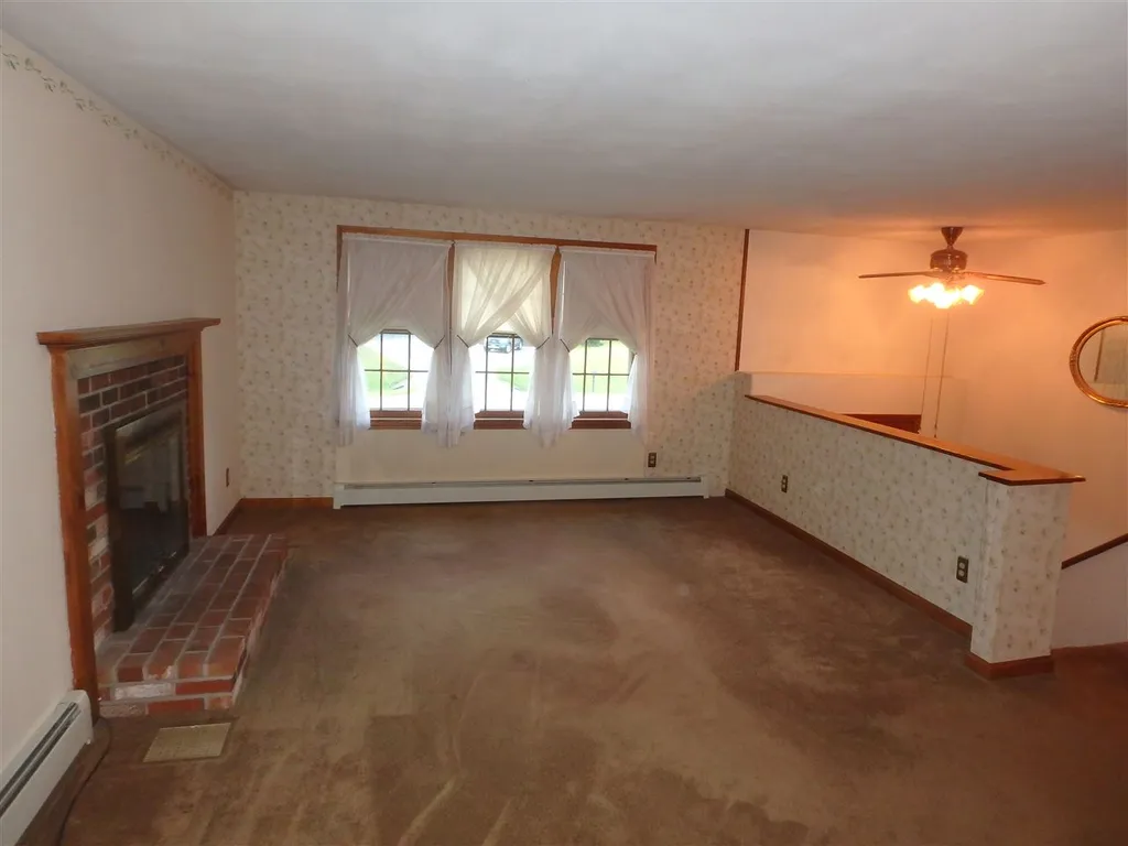 1 Riverbend Road Newmarket NH 03857