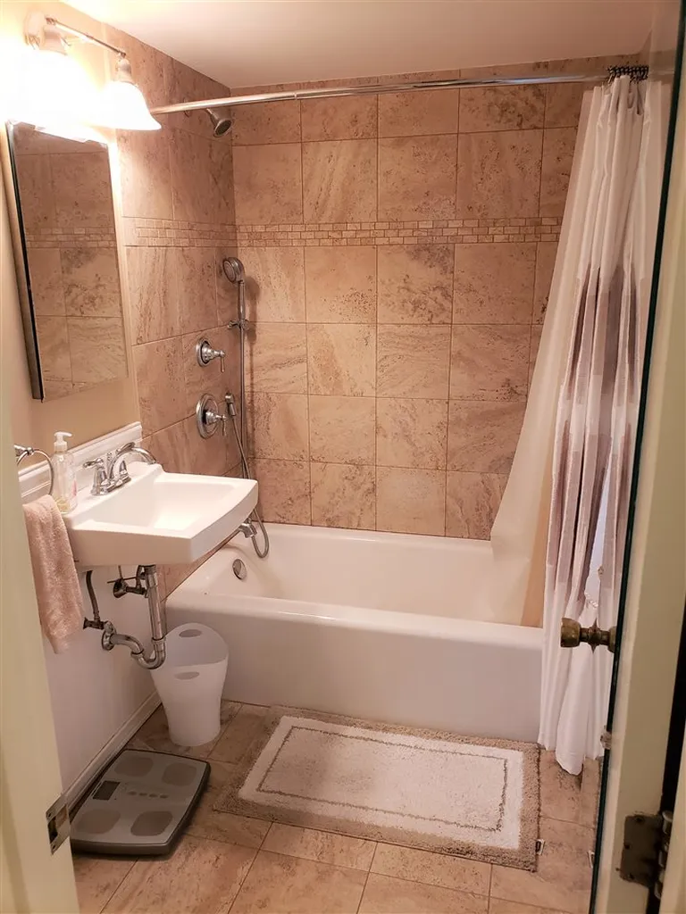 52 Greenwood Avenue Keene NH 03431