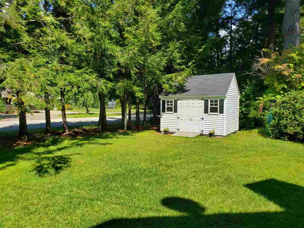 52 Greenwood Avenue Keene NH 03431
