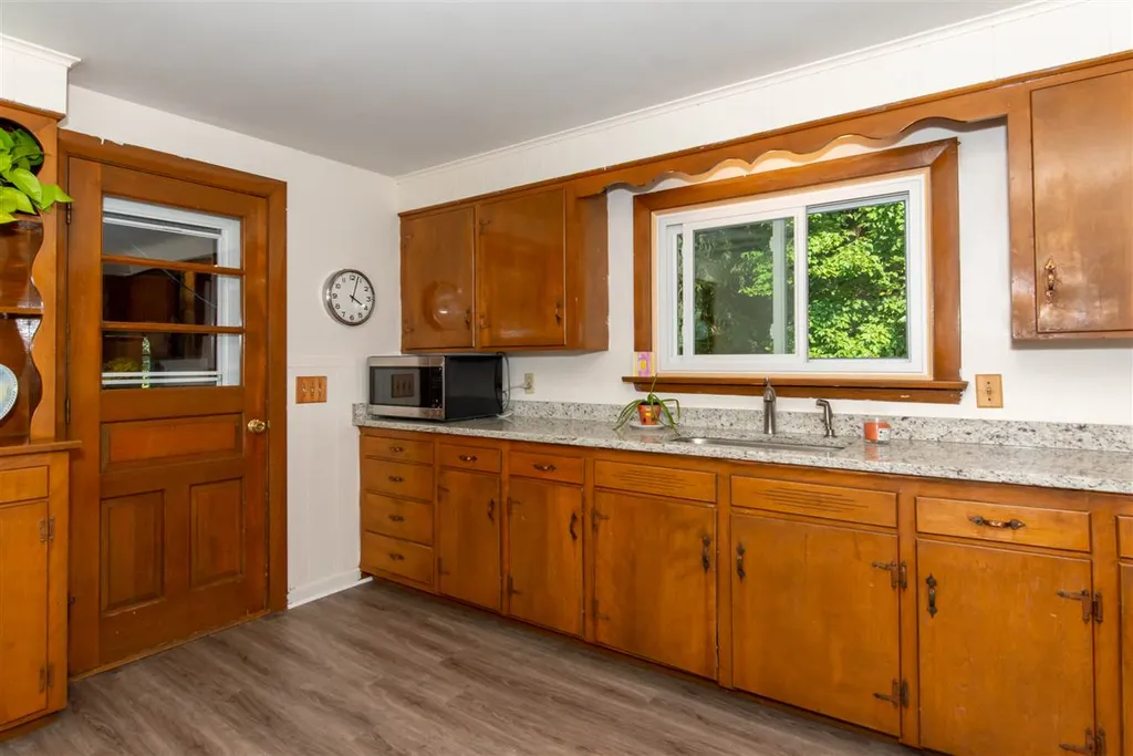 11 Hull Avenue Dover NH 03820