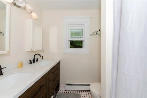 11 Hull Avenue Dover NH 03820