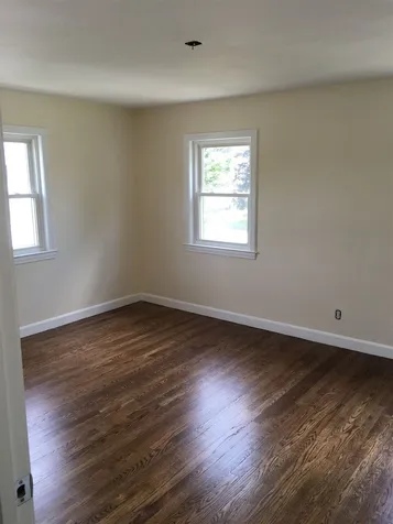 8 Harold Street Manchester NH 03104