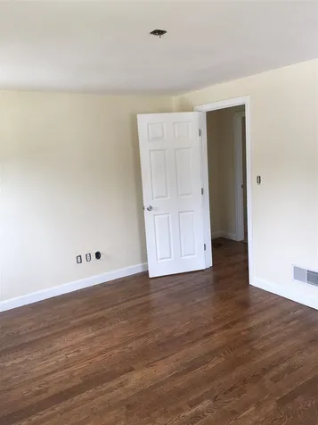 8 Harold Street Manchester NH 03104