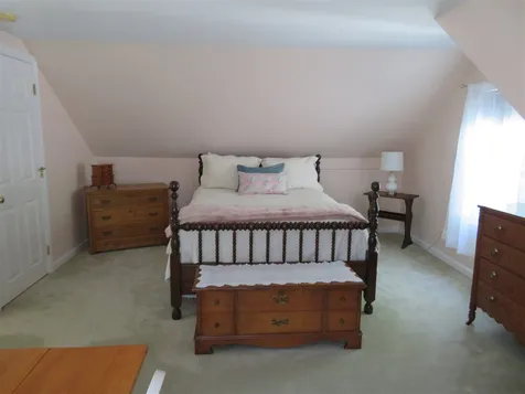 47 Middle Road Brentwood NH 03833