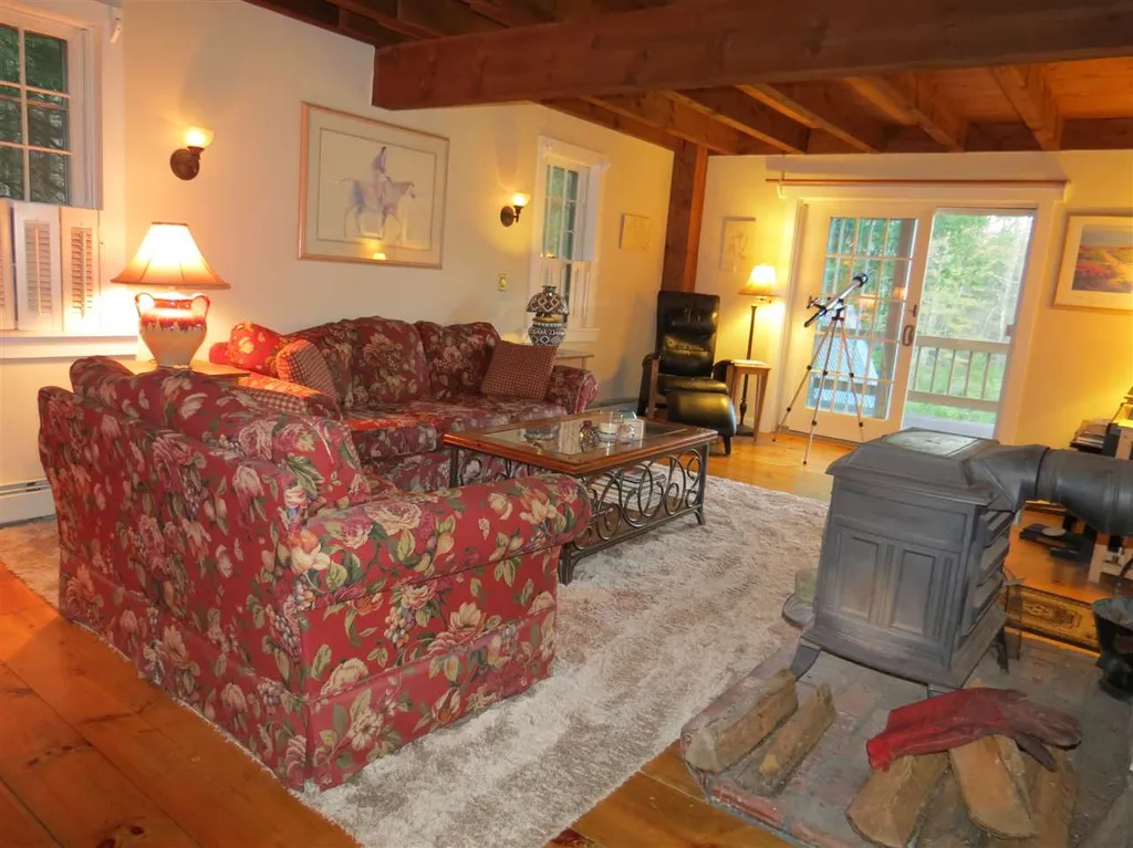 13 Brookhaven Road Kingston NH 03848
