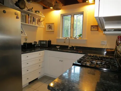 13 Brookhaven Road Kingston NH 03848