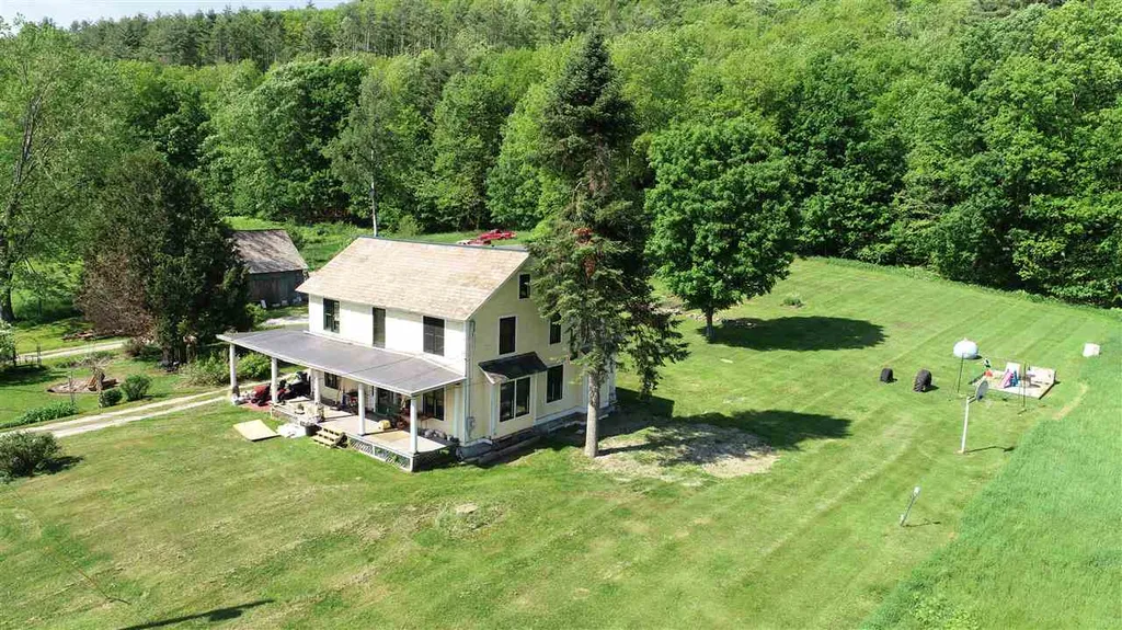 4612 Vt Route 140 Poultney VT 05764