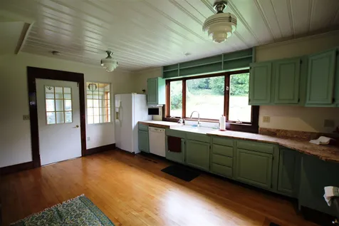 4612 Vt Route 140 Poultney VT 05764