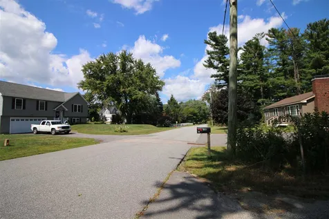 20 Pinehurst Avenue Derry NH 03038