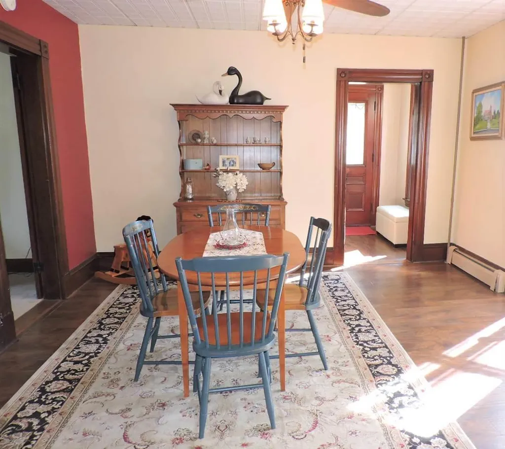 426 Elm Street Laconia NH 03246