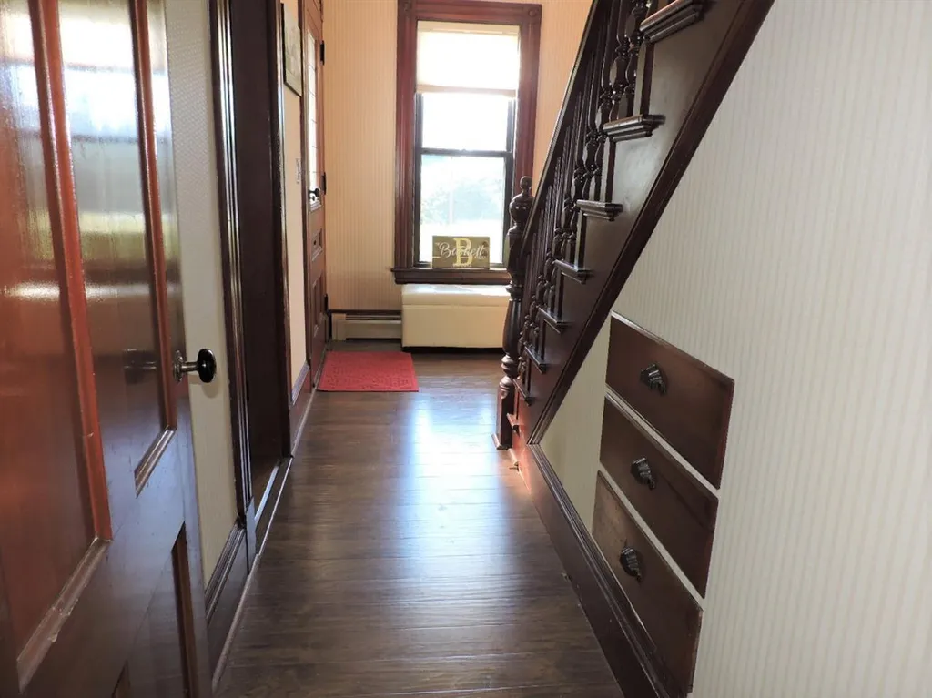 426 Elm Street Laconia NH 03246