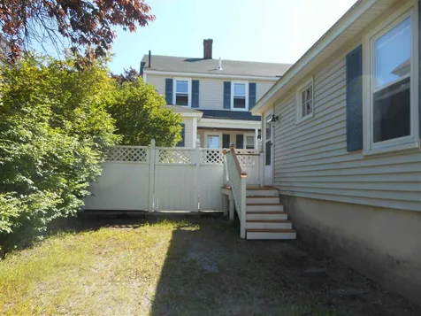 204 Alsace Street Manchester NH 03102