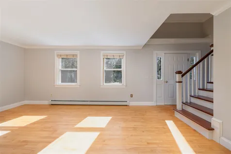 17 Goodwin Road Hampton Falls NH 03844