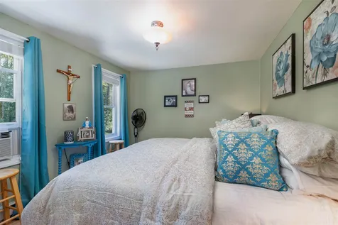 17 Goodwin Road Hampton Falls NH 03844