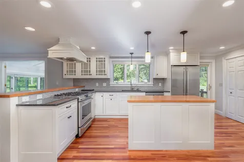 17 Goodwin Road Hampton Falls NH 03844