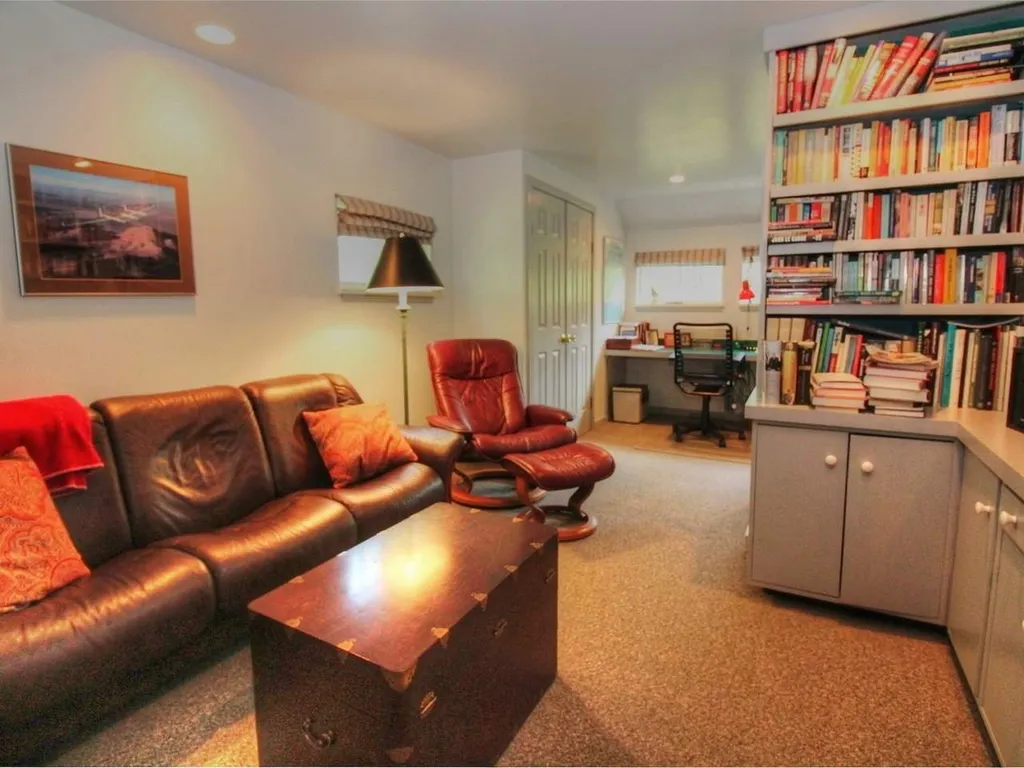61 Pettingill Road Essex VT 05452