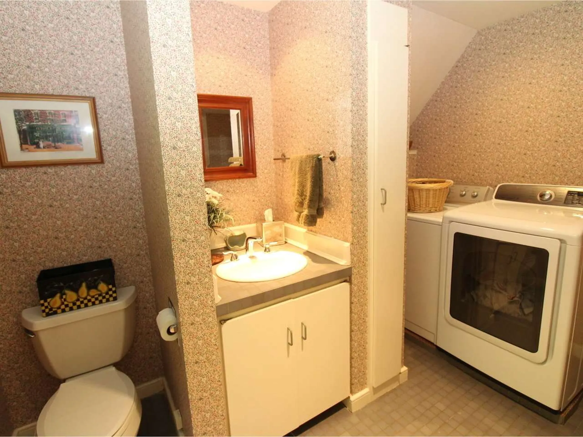 61 Pettingill Road Essex VT 05452