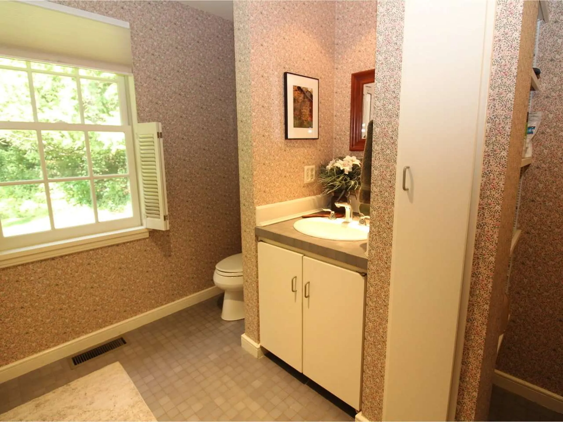 61 Pettingill Road Essex VT 05452