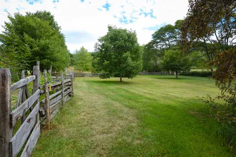 2 Bedford Road Piermont NH 03779
