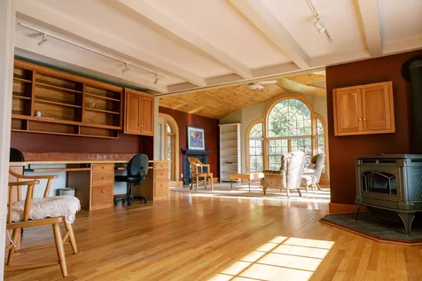 5118 Mack Mountain Road Cabot VT 05647