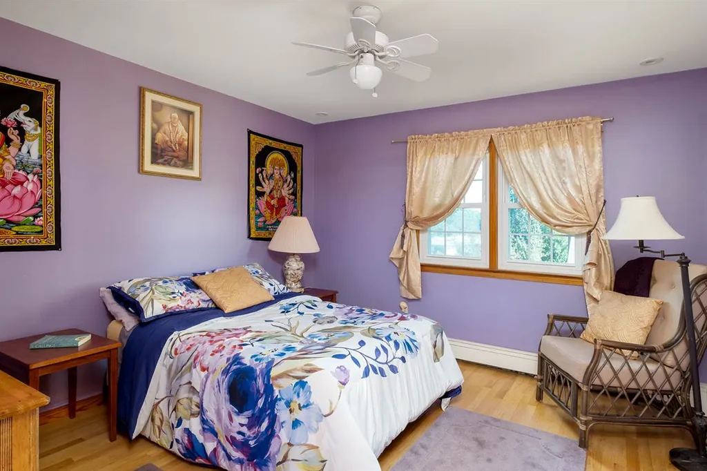 40 Dion Avenue Kittery ME 03904