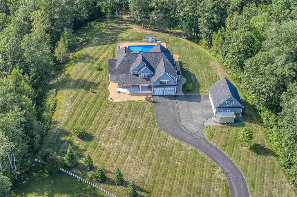 119 Champlin Ridge Road Rochester NH 03867