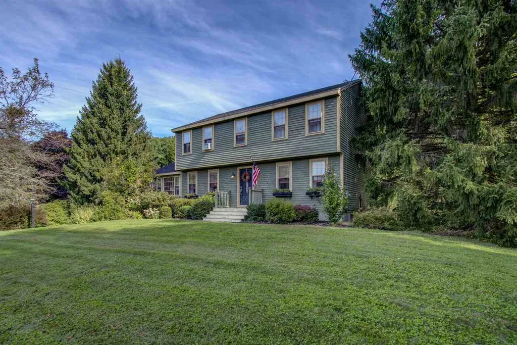 20 Scamman Road Stratham NH 03885