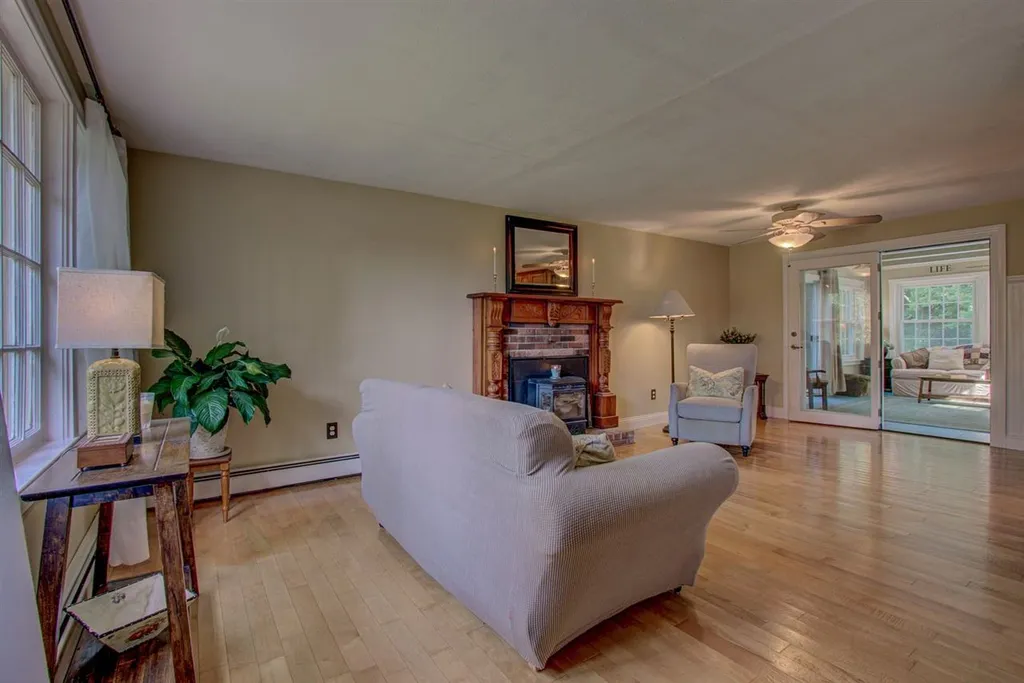 20 Scamman Road Stratham NH 03885