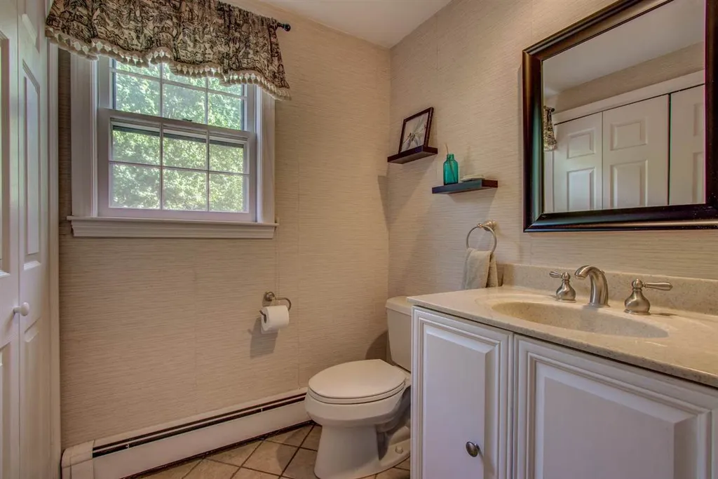 20 Scamman Road Stratham NH 03885