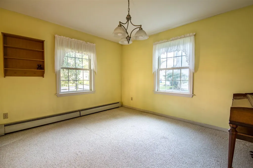 5 Barnsley Street South Burlington VT 05403