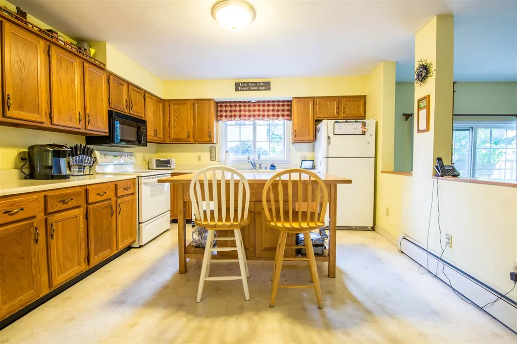 5 Barnsley Street South Burlington VT 05403