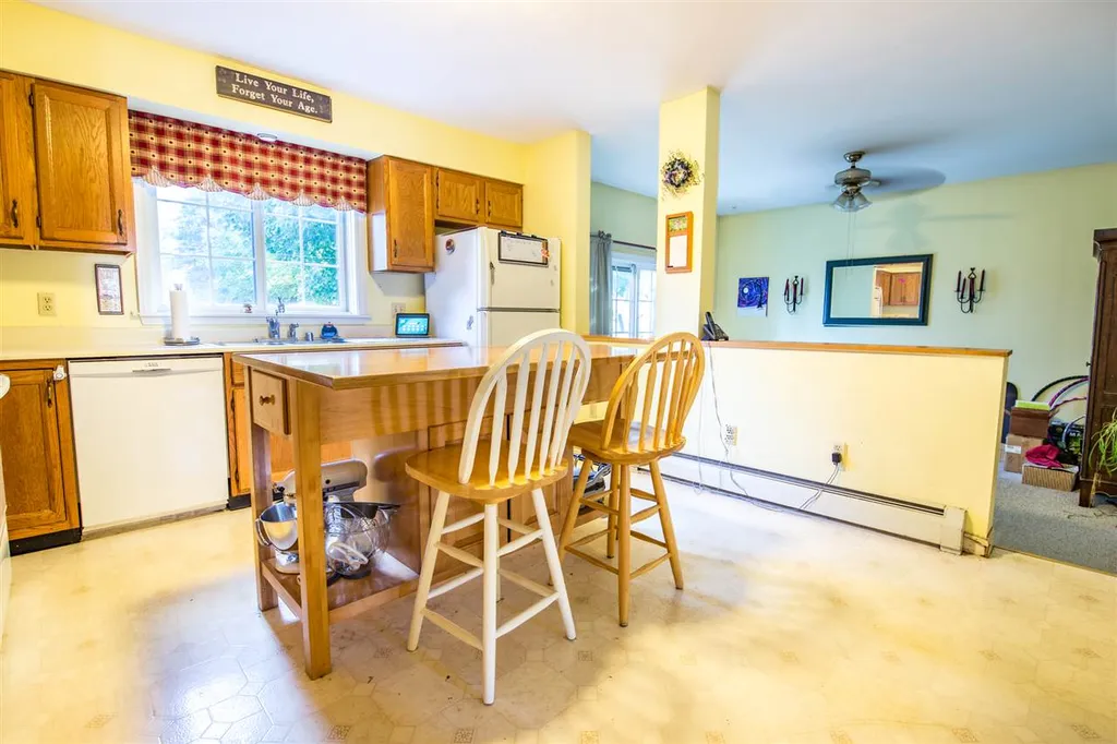 5 Barnsley Street South Burlington VT 05403