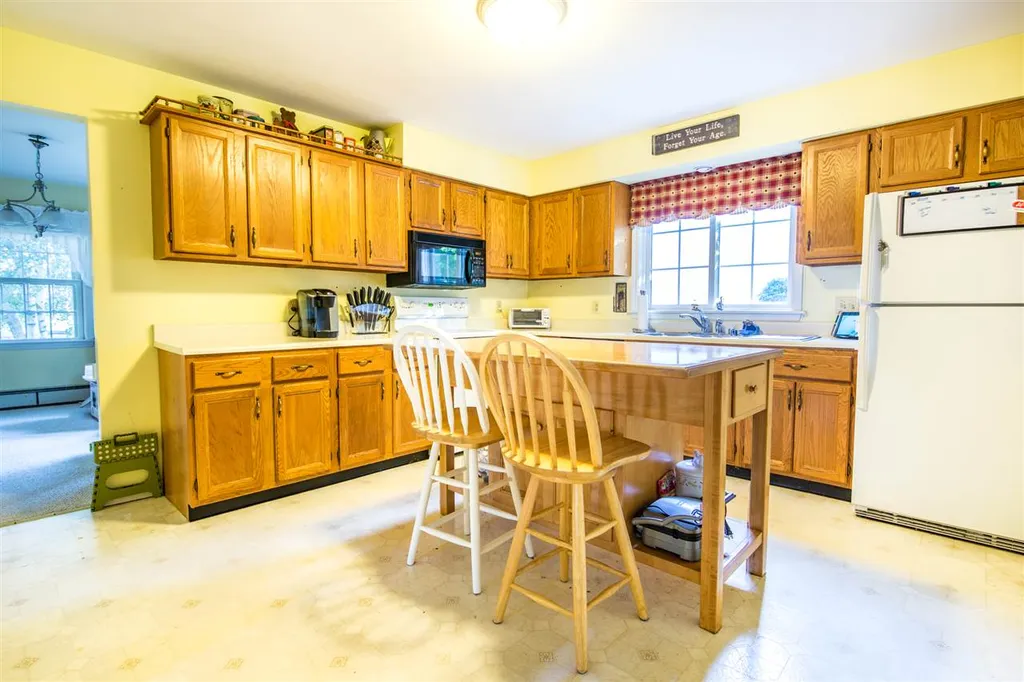 5 Barnsley Street South Burlington VT 05403