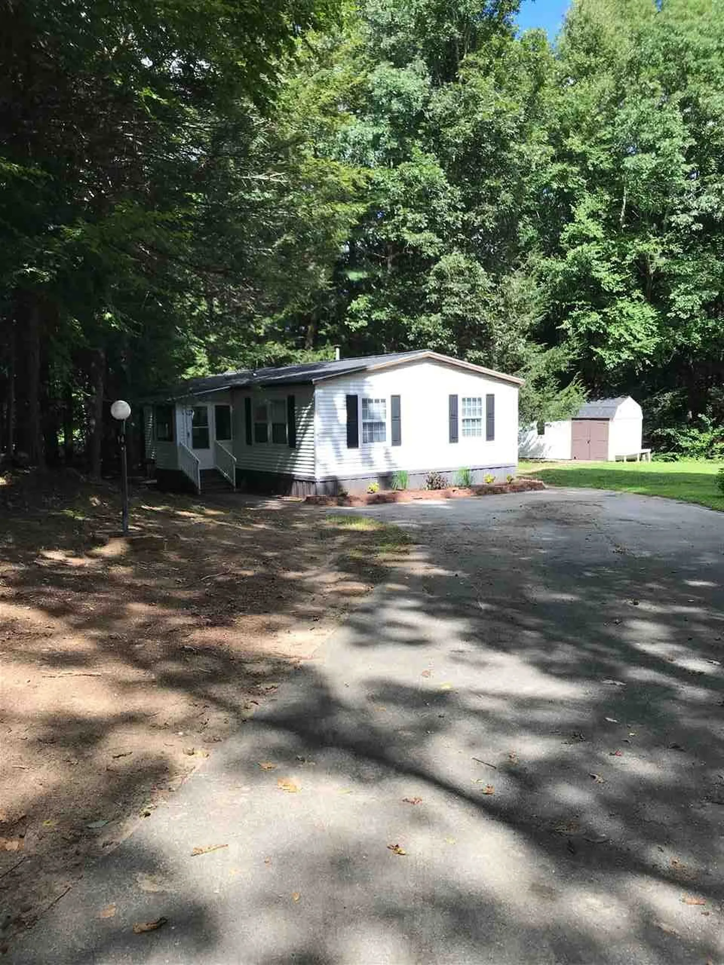 14 Hub Hollow Road Danville NH 03819