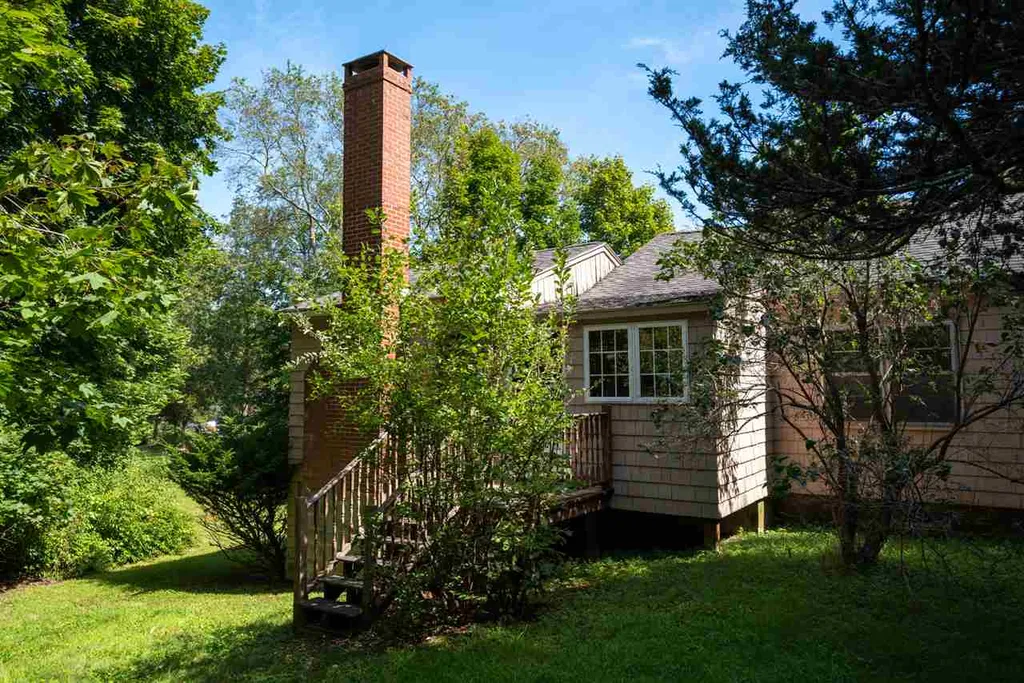 784 Post Road Greenland NH 03840