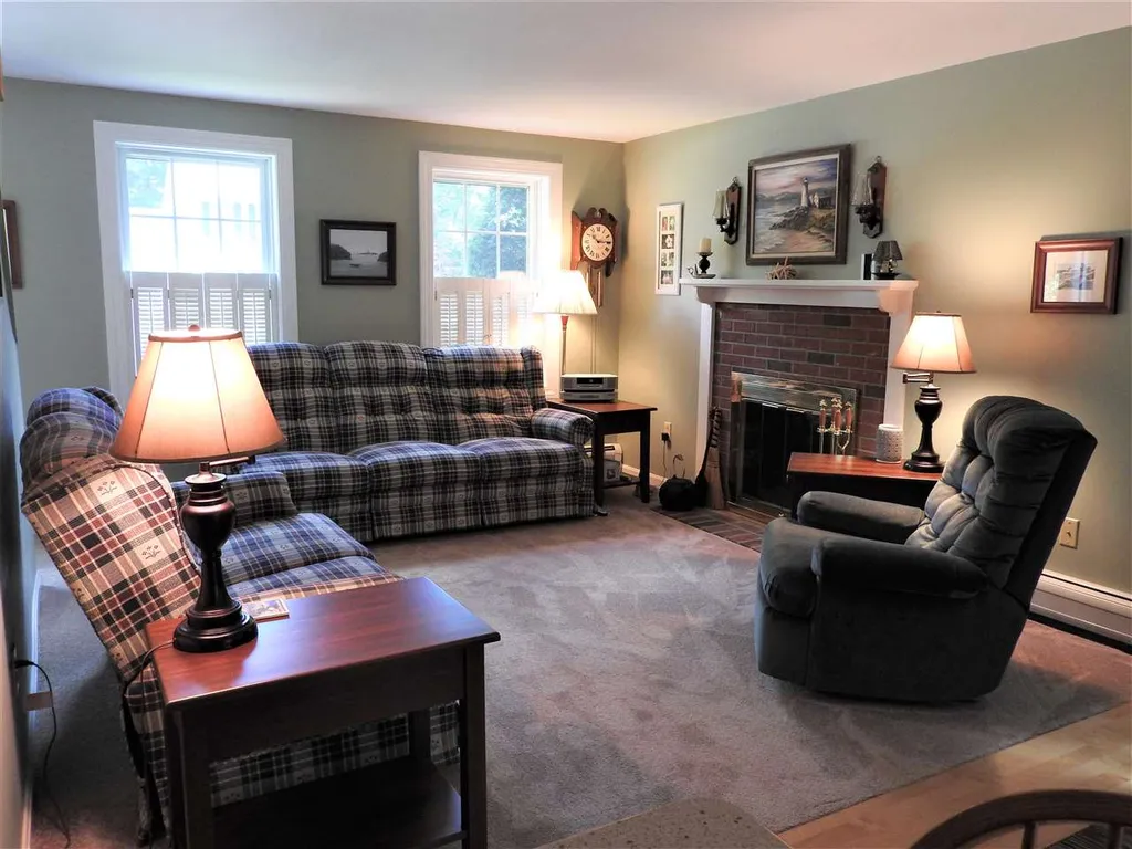 23 Styles Drive Concord NH 03301