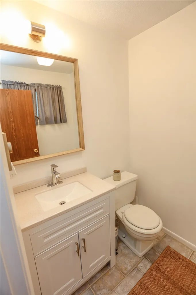 102 Fairway Drive Sunapee NH 03782