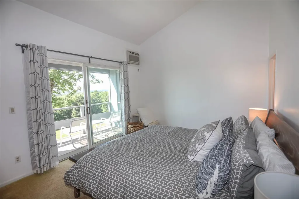 102 Fairway Drive Sunapee NH 03782