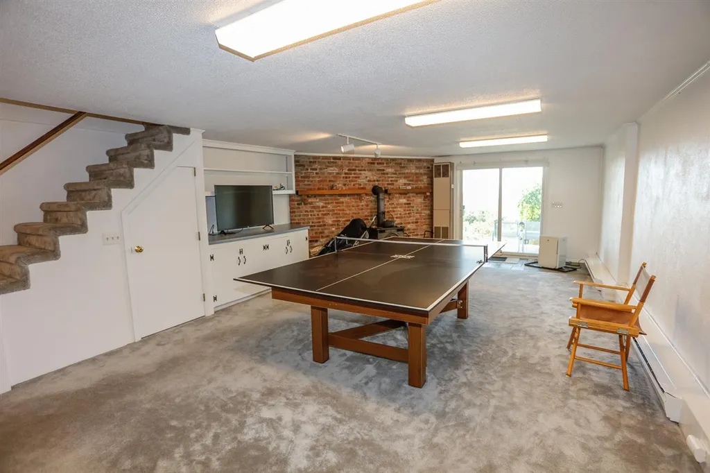 102 Fairway Drive Sunapee NH 03782